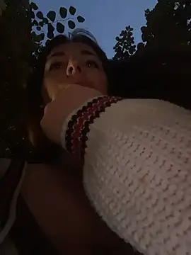 MommmyYummy - Mommy wants ORGASM in public ❤️