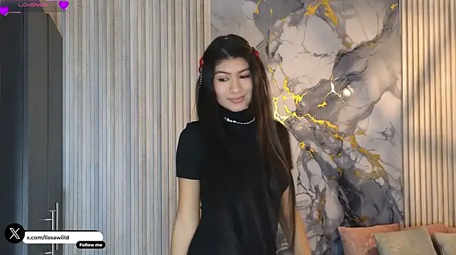 LissaWiild - 👀 Nipple Tease While Staring at the Camera