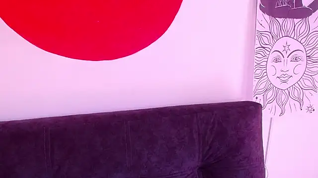 Maddyredhairy - cum show