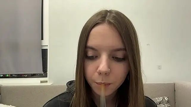 LisaPorse - show tongue + show collarbones