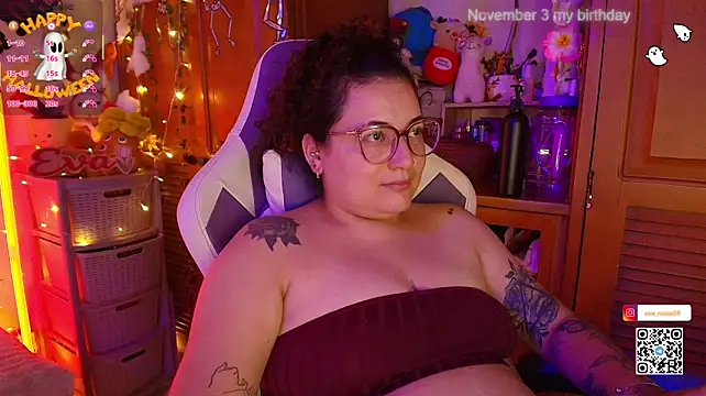 Eva_rosse69 - Smear my ass with wax and massage it 🍑