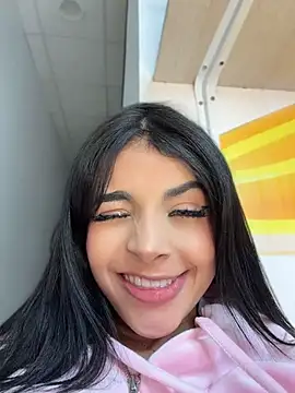 ArieliciousXXX - SQUIRT IN PUBLIC ARIEL 😻💦💦