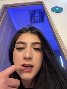 BadLilAngelXXX - BIG SQUIRT ON TORSO 💦