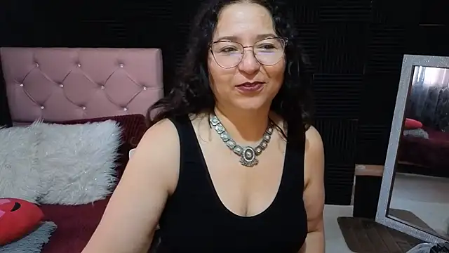 Katifoxx - Happy Birthday to meeeee!!!!!!!!!