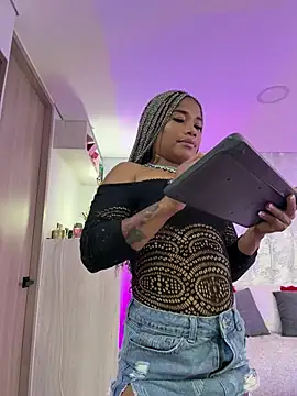 SilvannaFitt - Moan your name last tipper