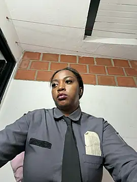 CiaraEbony - ♥ big squirt in front of my boss ♥