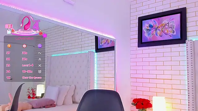 Coco_Balenciaga_ - "Help me reach 50 tk for a sexy dance!