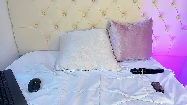 Cattaleya_get - My fingers inside my wet vagina