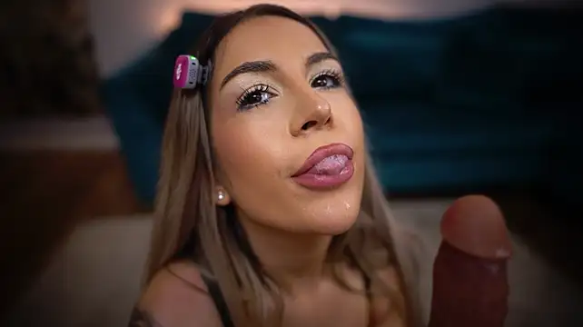 SecretHoney - Sensual striptease