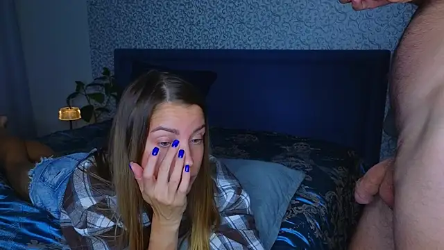 Kristi_Wolf - cum mouth