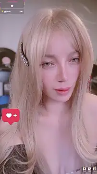 Audience114 - 💕 忽略我的嘴唇 被蜜蜂蛰了