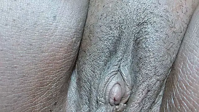 Morenahott1