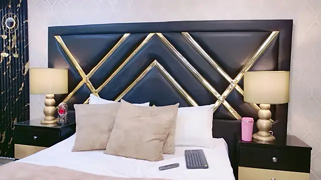 SophieWinsloow - Ride dildo x2 mins 🔥