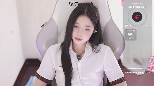 Kitty_baby77 - 完成任务 内裤含嘴里 M腿5分钟 最后一个完成任务的控制黑牛5分钟