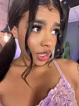 NaylaViceXXX - RUBBING ASSHOLE + RED ASS!! 😼❤️‍🔥
