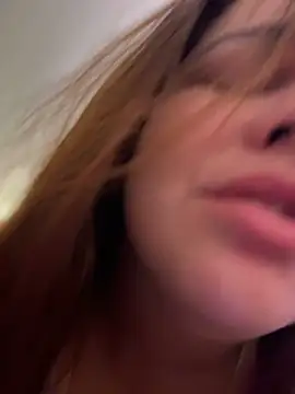 Fernandinhacarioca_ - Ficar d4 e rebolar gostoso pra você 😈🔥