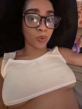 Kiki_hammyy - Ride dildo + oil + cum countdown🍑☔️🥴