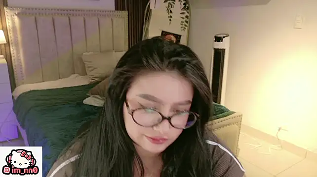 Ninna_sweet - dedos en mi coño muy mojado