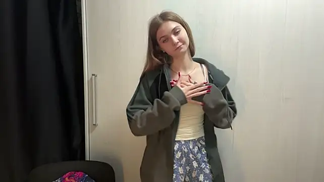 Babysmall_girl - tit tease