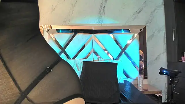 Susy_wisee - Fill my ass - Butplug