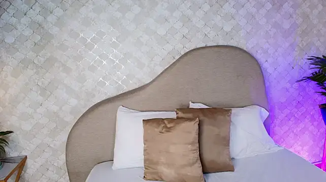 RILLEY_ALLEN - bounce your ass