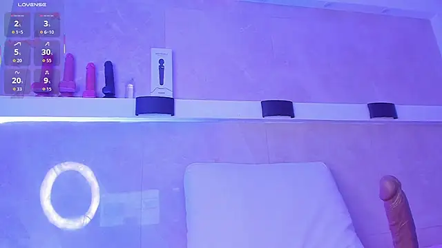 Dahiana_rouss - My ass is red, time to get some oil🍉