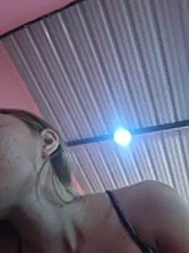 Khelmi - Big squirt in my virgin pussy