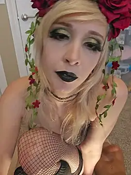 AmethystFoxx - Eat then Dildo ride + nipple clamps