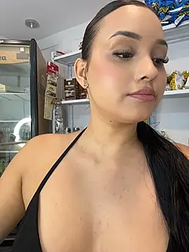 Sara-cherry - domi control + lush😈