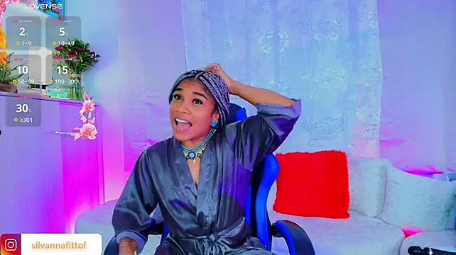 SilvannaFitt - Massage ass with oil 🛢️🍑