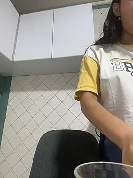 LilyRossi_ - Show tits