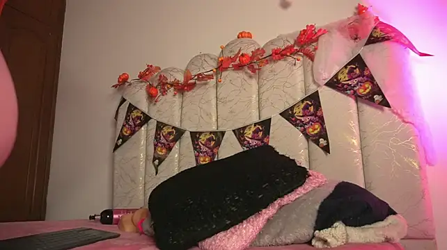 Pocahotass_11 - SHOW FEET + RUB PUSSY 🦶🏼💦