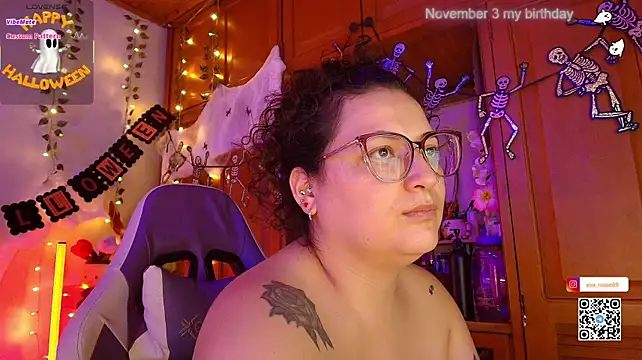 Eva_rosse69 - Punish my ass with a whip 🍑💕👀