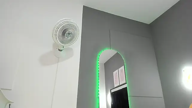Zoe_curvyy - Fuck my big ass with the machine