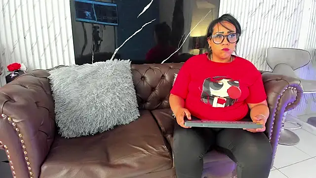 OliviaWilliamm - Slap boobs x10