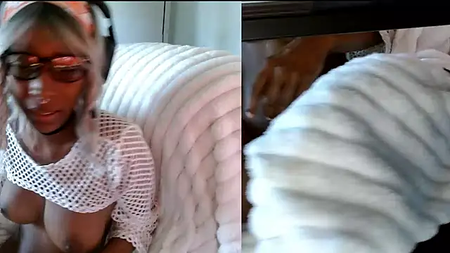 Alys_at_college - Its Thursday!! Top tipper gets 5 min vid