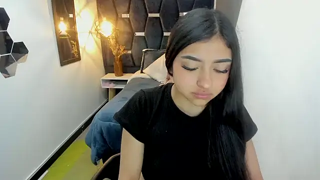 Alanna_Thompson_ - SHOW PUSSY IN DOGGY 🍑😏