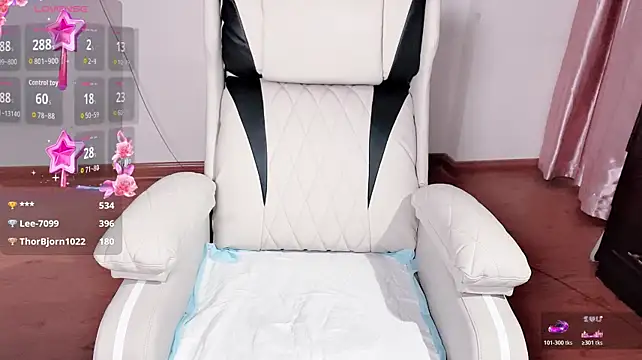 Xinrui2008 - 大厅全裸10分钟 喷水 舞蹈 国王得2张密照1个定制视频 大厅指定5分钟私