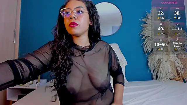Andrea_florez1 - OIL IN TITS