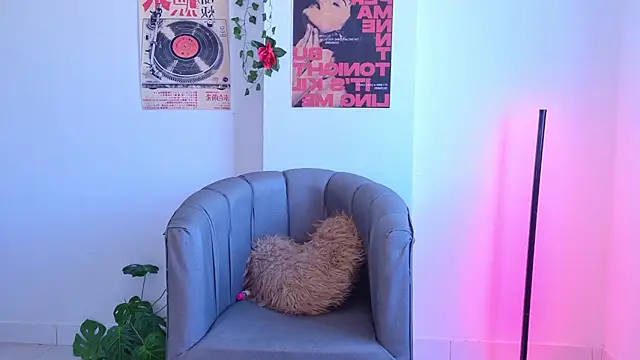CoralieBronson - finger in my pussy 👅💧