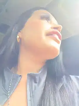 Sara_fun - Two girls naked in car