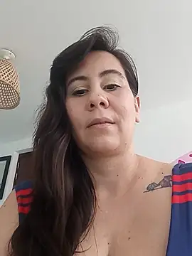 Sophie_tyler1 - Show tits