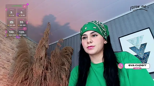 Eva_cuper - 5 fingers in my pussy