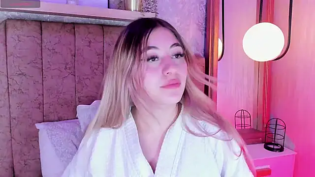 Tiffany_becker - Damm your pussy is sweet / two fingers