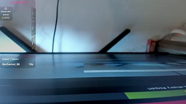 Issa_Milf__ - 🔥ASS CLOSE UP+FOXTAIL+SPANKSX7🔥