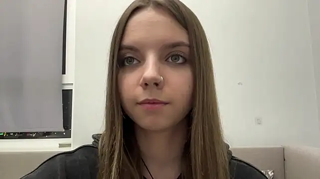 LisaPorse - show belly + cute wink