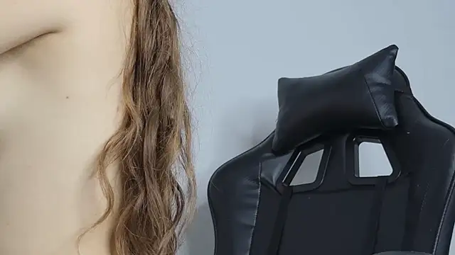 Blondie_dity_squirt
