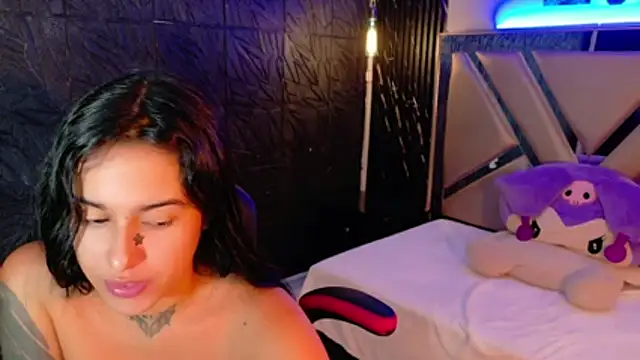 MilaSapphire_ - SHOW ASS