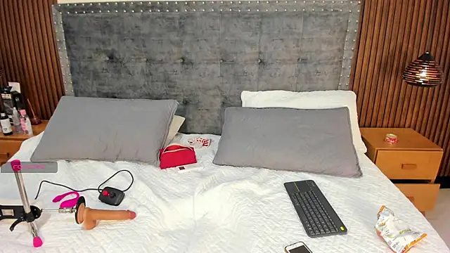 Chloe_petite18 - fuckmachine control x10