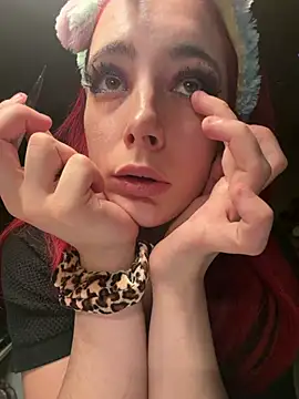 Sexymelli18 - Last tip wins 2vids+100pics